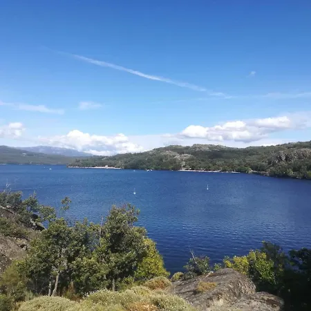 Duplex Sanabria 公寓 *